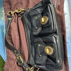 Coach handbag in good condition / used.